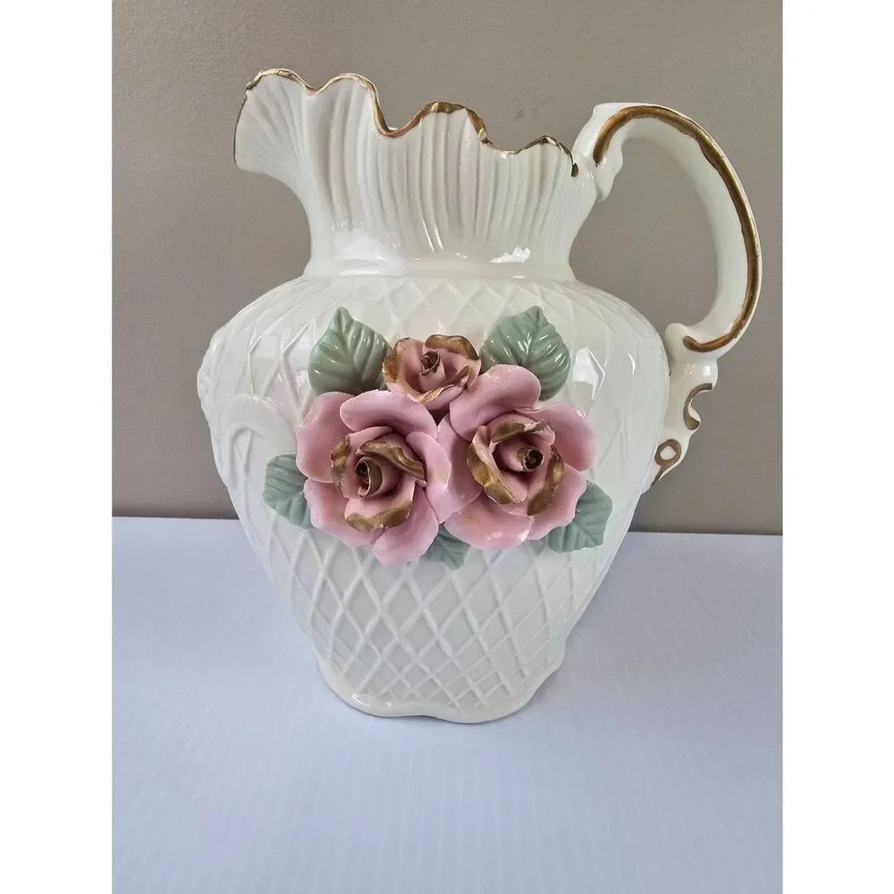 Pitcher Lattice 3D Roses Gold Trim